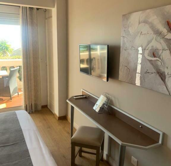 Номер Стандарт Вид на Море, Hôtel Beau Soleil