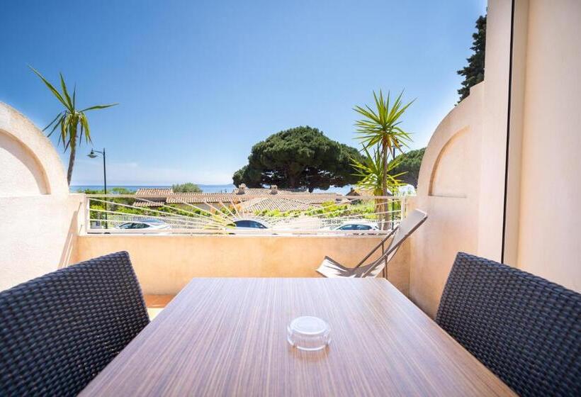 Полулюкс Вид на Море, Hôtel Beau Soleil