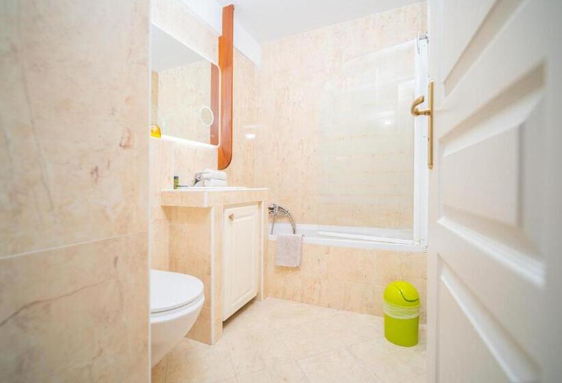 Полулюкс Вид на Море, Hôtel Beau Soleil