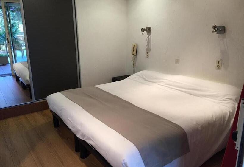 Номер Стандарт Вид на Сад, Hôtel Beau Soleil