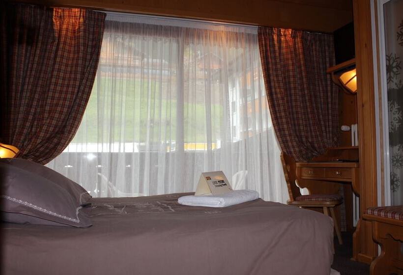اتاق استاندارد, Hôtel Macchi Restaurant & Spa