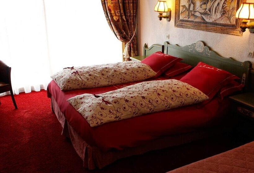 اتاق خانوادگی, Hôtel Macchi Restaurant & Spa