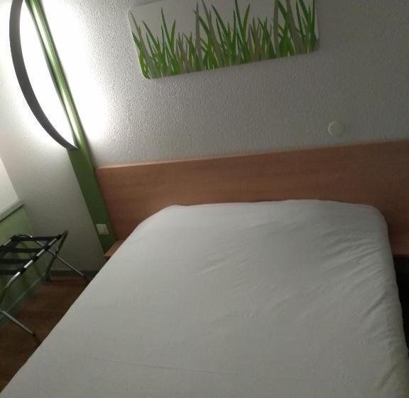 اتاق استاندارد, Inn Design Laon