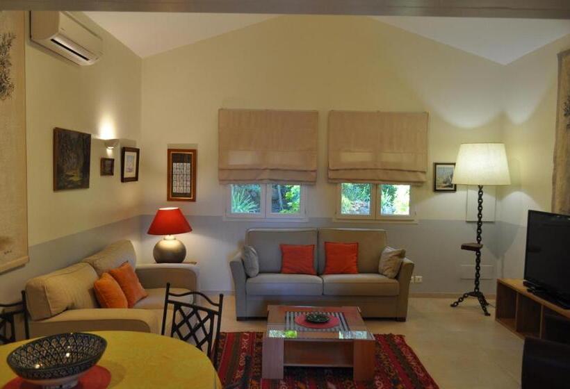 Suite with Terrace, La Bégude Du Pascouren