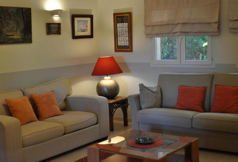 Suite with Terrace, La Bégude Du Pascouren