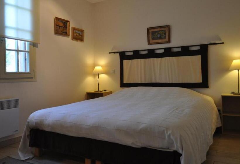 Suite with Terrace, La Bégude Du Pascouren