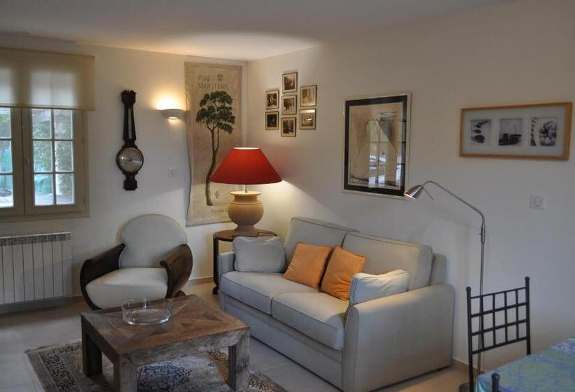 Suite with Terrace, La Bégude Du Pascouren