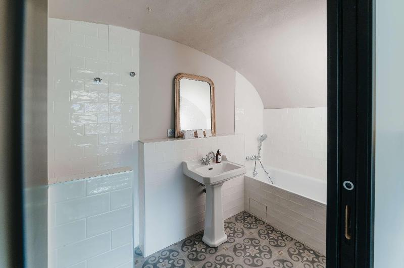 اتاق کلاسیک, La Robeyere; Bw Signature Collection