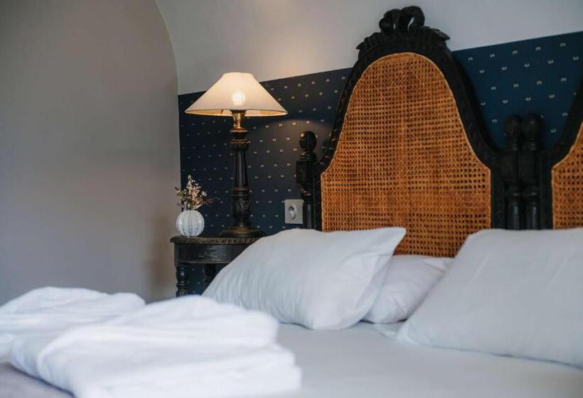 اتاق کلاسیک, La Robeyere; Bw Signature Collection