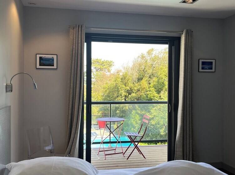 اتاق استاندارد با چشم‌انداز دریا, Villa Choriekin Lafitenia Resort