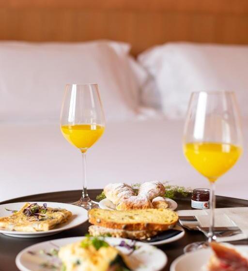 اتاق استاندارد چهار تخته, Hôtel Les 4 éléments