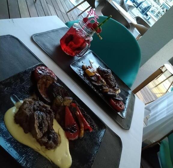 اتاق استاندارد چهار تخته, Hôtel Les 4 éléments