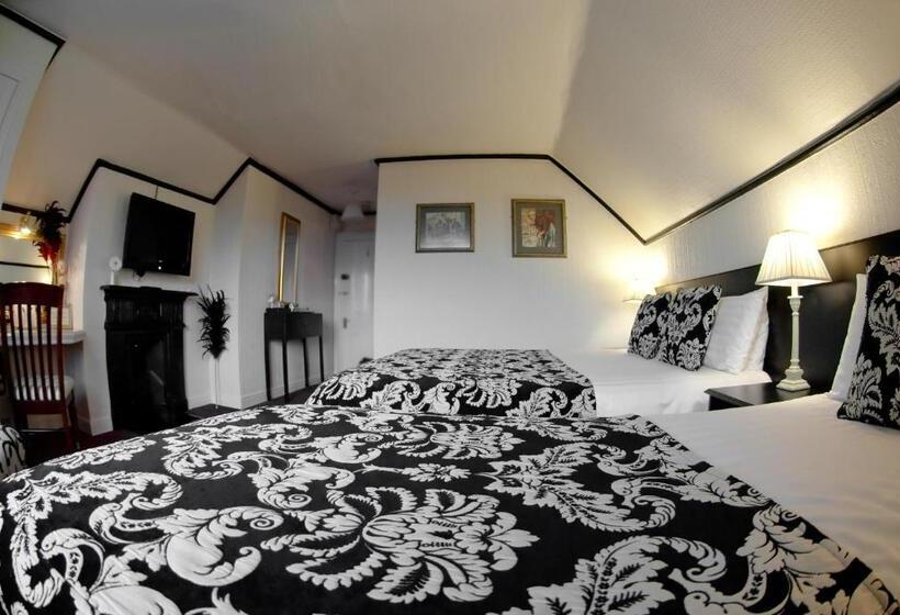 اتاق لوکس سه تخته, Rayanne House