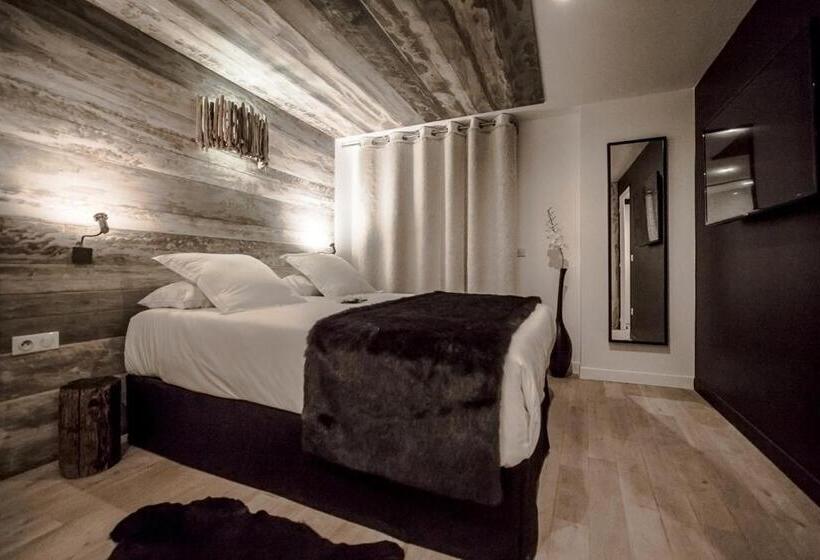اتاق خانوادگی, Rock Noir & Spa