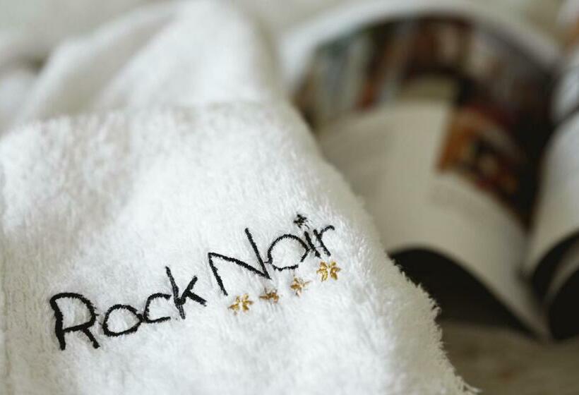 اتاق خانوادگی, Rock Noir & Spa