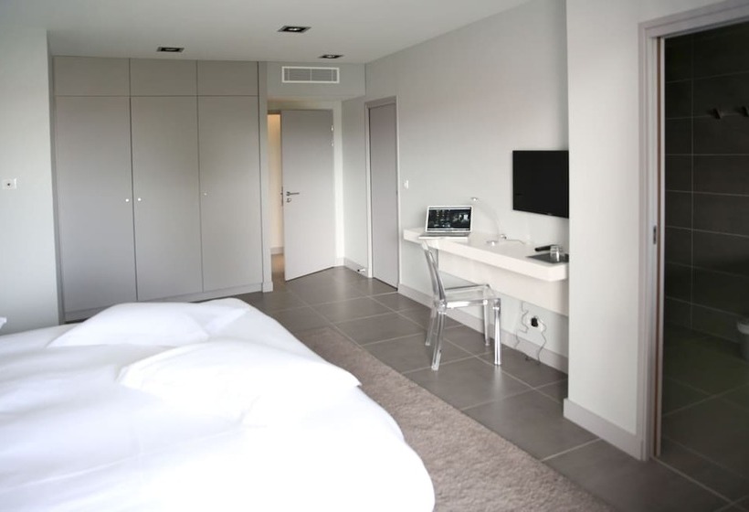 اتاق استاندارد با چشم‌انداز دریا, Villa Choriekin Lafitenia Resort
