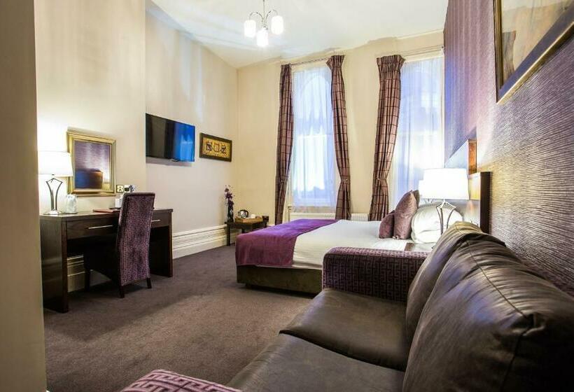 اتاق اجرایی, The Duke Of Edinburgh Hotel & Bar