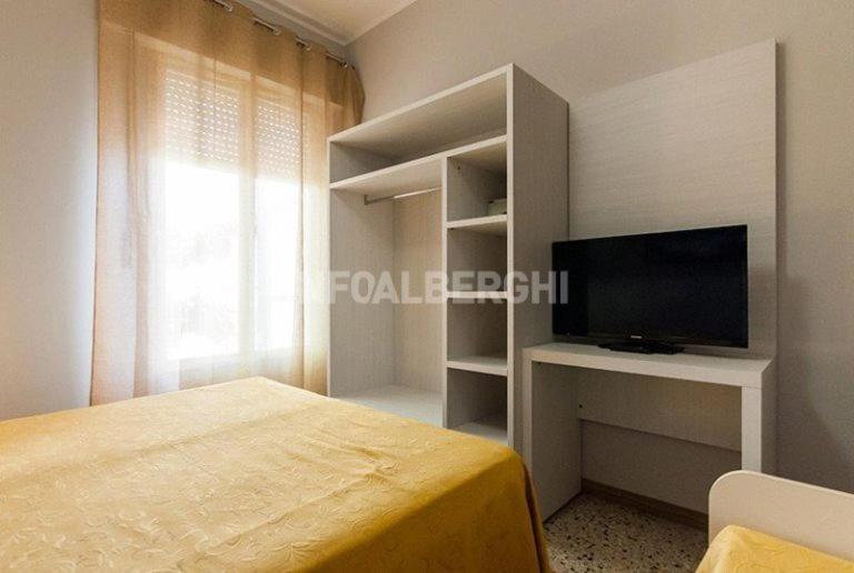اتاق استاندارد یک نفره, Antonella