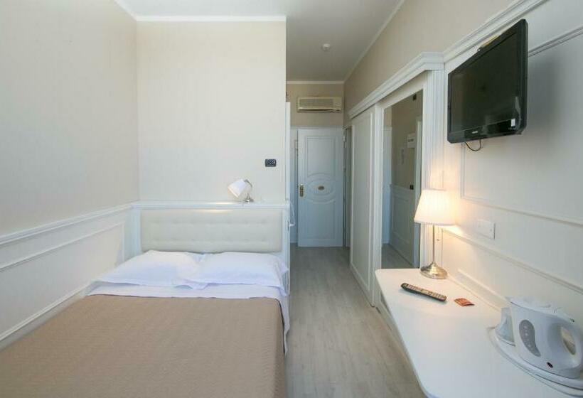 اتاق استاندارد یک نفره, Ariston