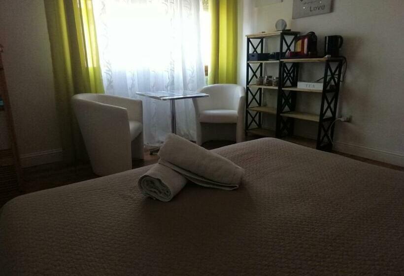 اتاق استاندارد, B&b Alghero Republic