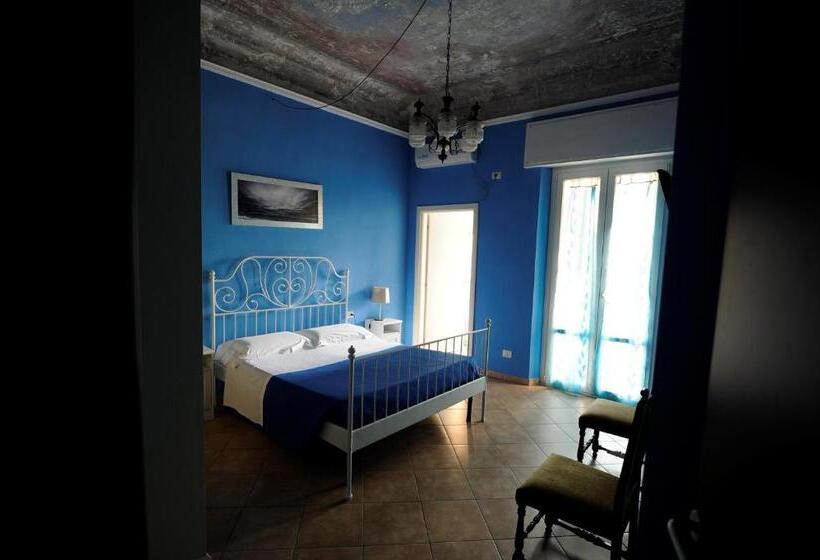 اتاق استاندارد سه نفره, B&b Calcio Storico