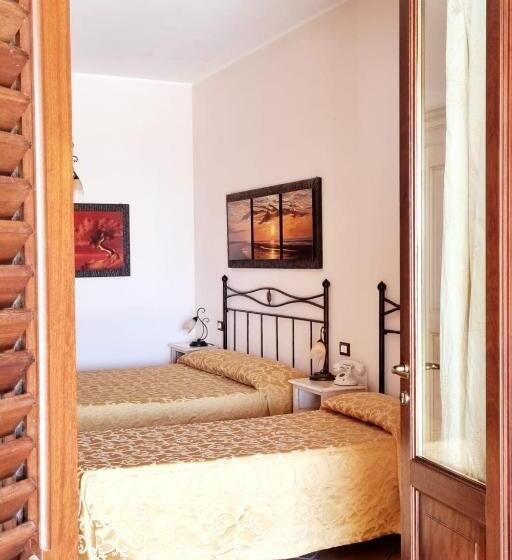 Economy Triple Room, Borgo Eolie