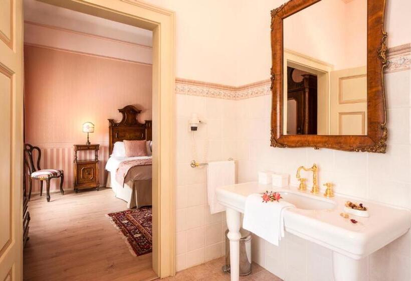 اتاق لوکس, Castello Di Spessa   Residenze D Epoca