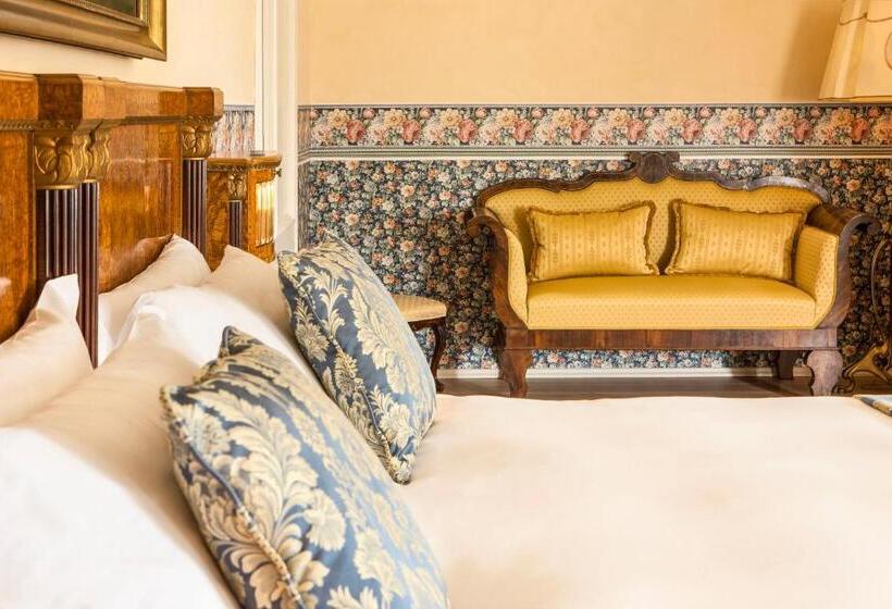 اتاق لوکس, Castello Di Spessa   Residenze D Epoca