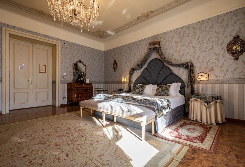 سوییت جونیور, Castello Di Spessa   Residenze D Epoca