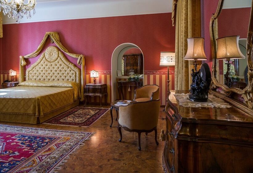 سوییت جونیور, Castello Di Spessa   Residenze D Epoca