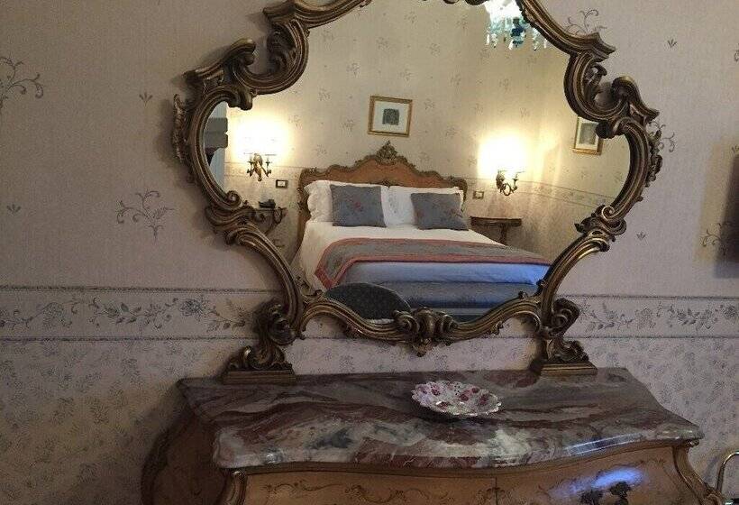 اتاق کلاسیک, Castello Di Spessa   Residenze D Epoca