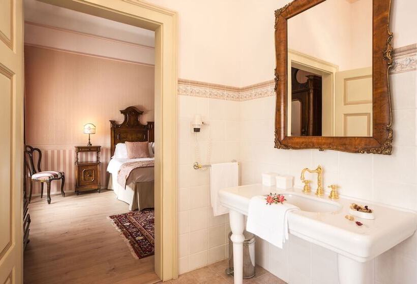 اتاق لوکس, Castello Di Spessa   Residenze D Epoca