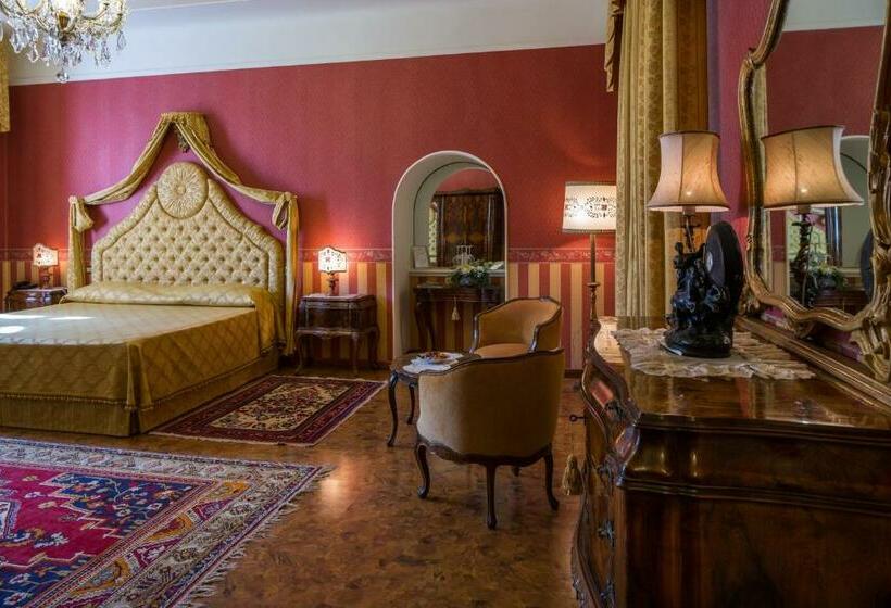 جناح جونيور, Castello Di Spessa   Residenze D Epoca