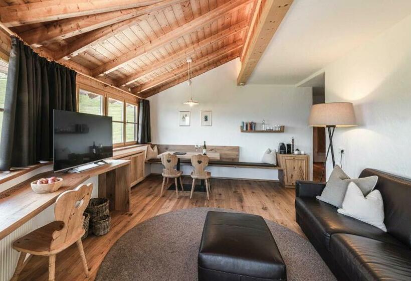 سوییت سوپریور, Chalet Grumer Suites&spa