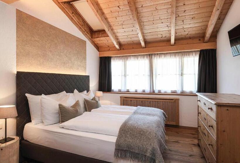 سوییت سوپریور, Chalet Grumer Suites&spa