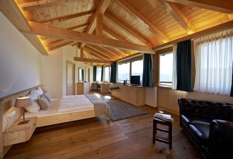 کلبه ییلاقی دلوکس یک خوابه, Chalet Grumer Suites&spa