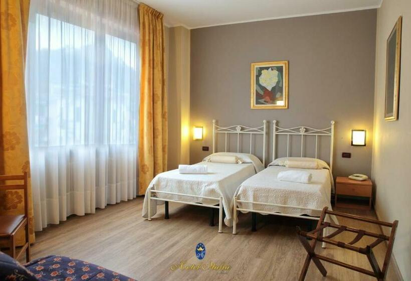 اتاق کلاسیک, Italia