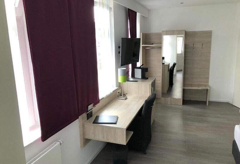 اتاق سوپریور, Landhotel Zur Bretzel