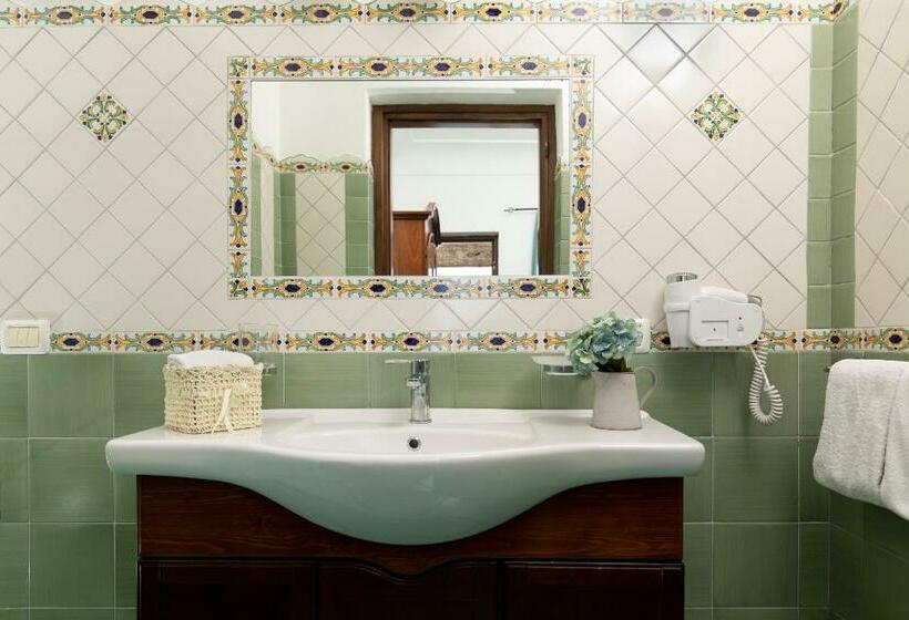 اتاق استاندارد, Monte Solaro Bed & Breakfast