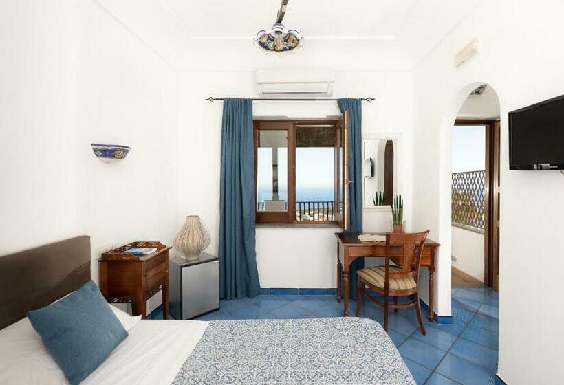 اتاق لوکس با چشم‌انداز دریا, Monte Solaro Bed & Breakfast