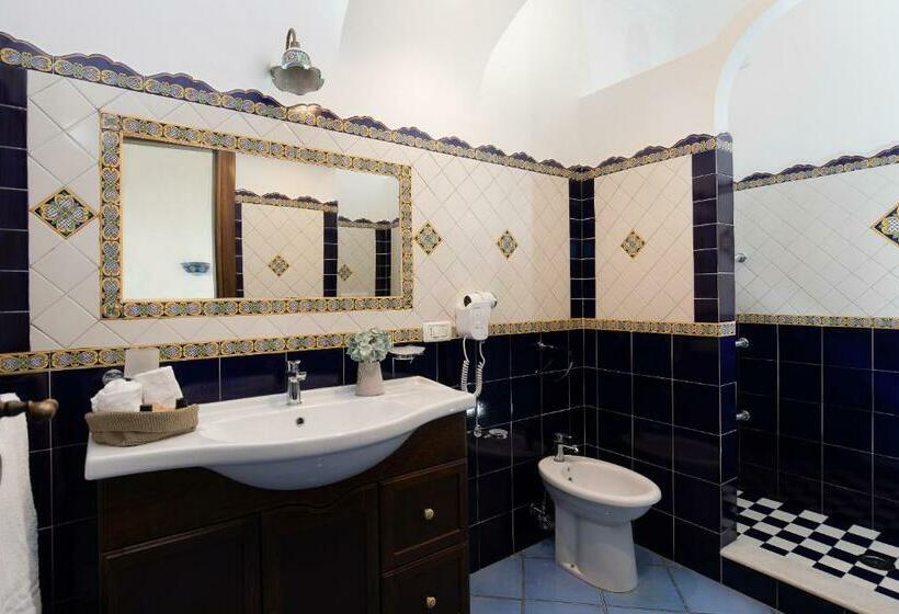 اتاق لوکس با چشم‌انداز دریا, Monte Solaro Bed & Breakfast