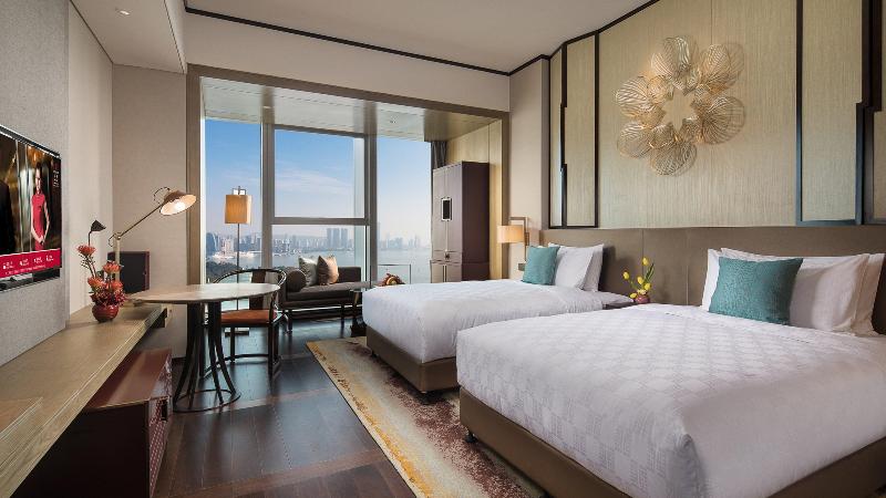 Chambre Standard, Nologo