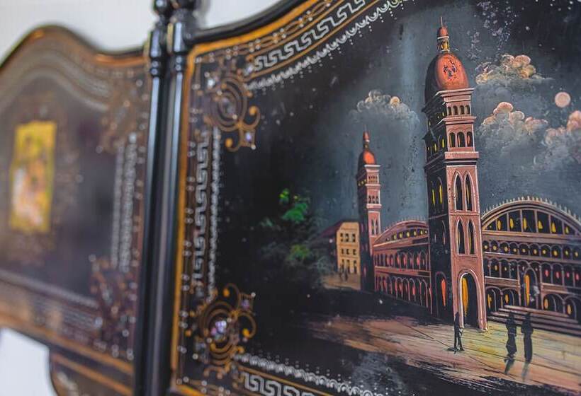 اتاق استاندارد سه نفره, Nuovo Castello Crisilio
