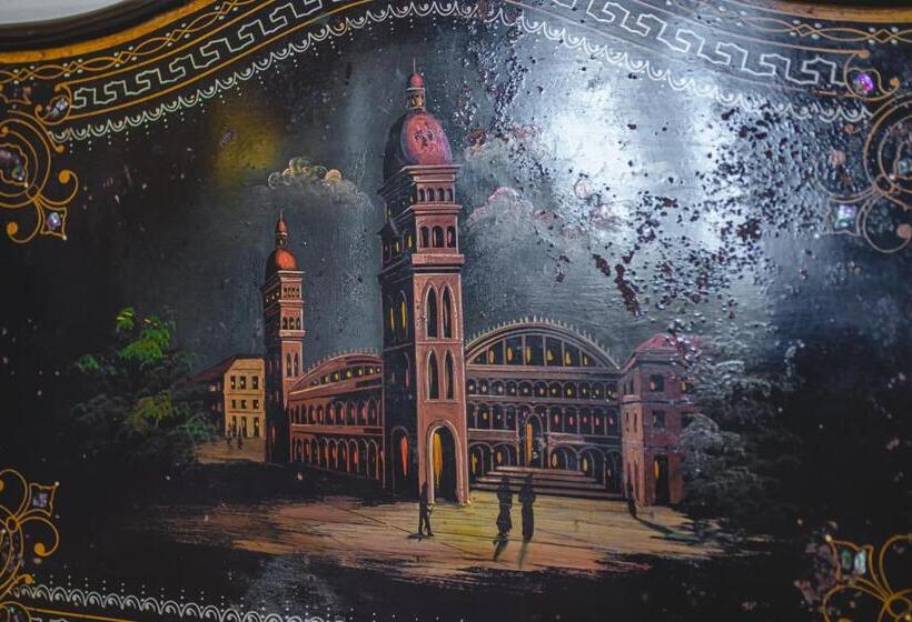 اتاق استاندارد سه نفره, Nuovo Castello Crisilio