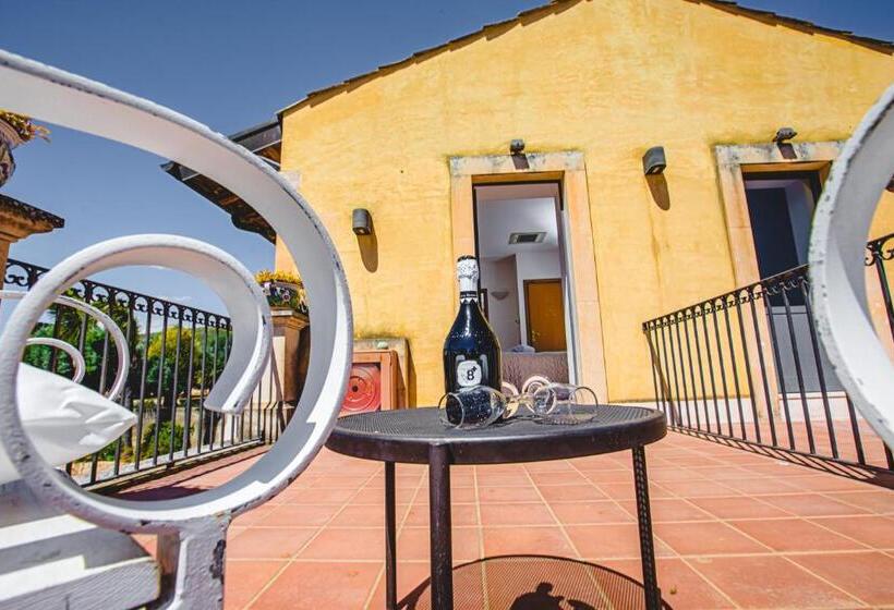 اتاق استاندارد با تراس, Nuovo Castello Crisilio