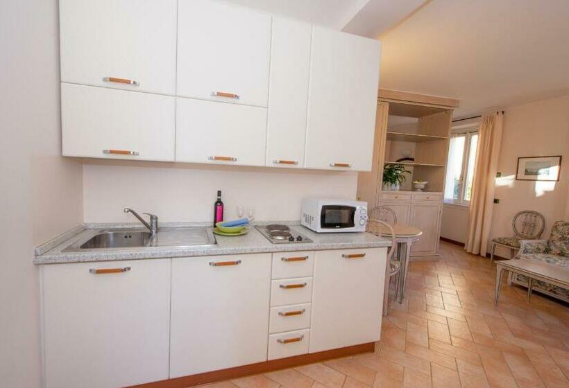 استودیوی استاندارد, Residence La Limonera