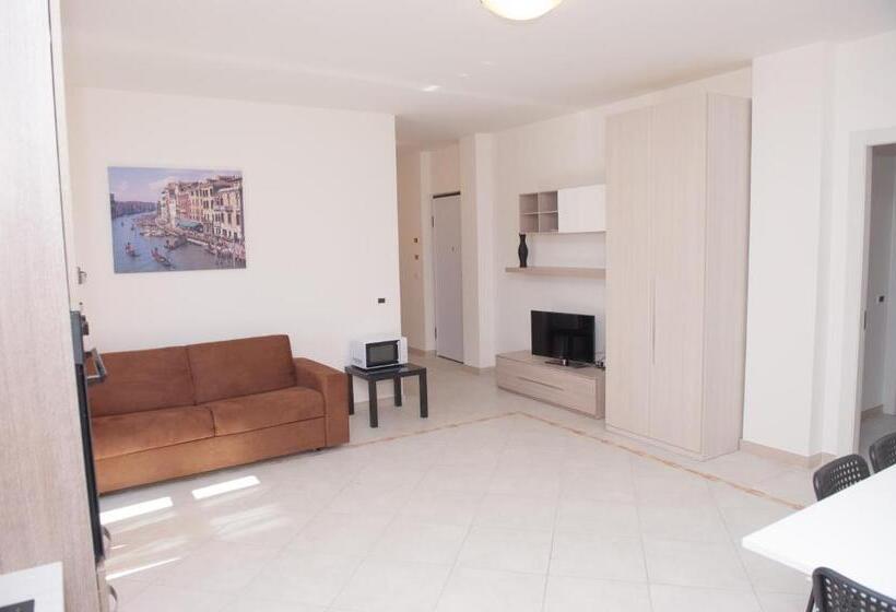 آپارتمان 4 خوابه, Residence Le Groane