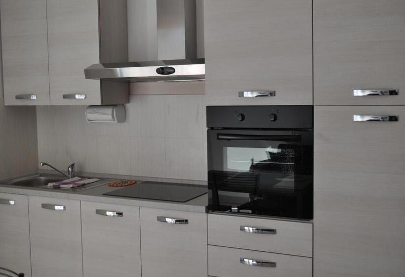 آپارتمان 2 خوابه, Residence Le Groane