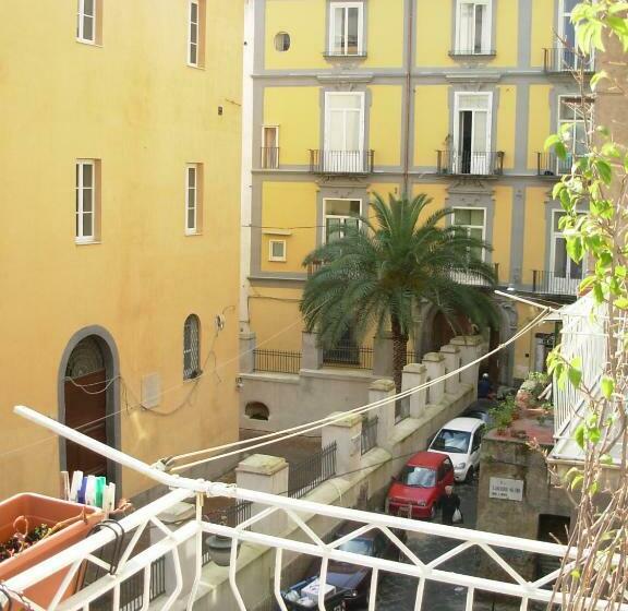 اتاق استاندارد با بالکن, Tribù Palazzo D Angiò
