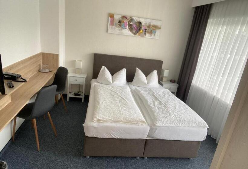 اتاق استاندارد, Sevda S Hotel Garni Weinforth